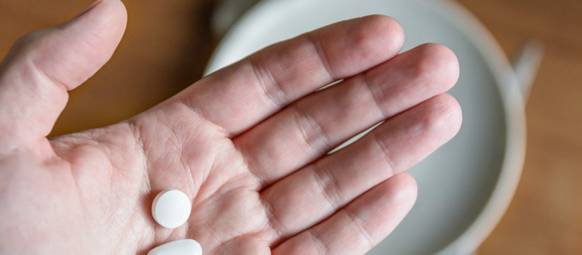 Aliments et médicaments : quelles interactions possibles ? Aliments et médicaments : quelles interactions possibles ?